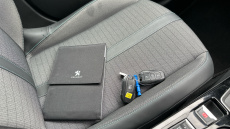 Peugeot 208 1.2 PureTech 100 Allure Premium + 5dr Petrol Hatchback